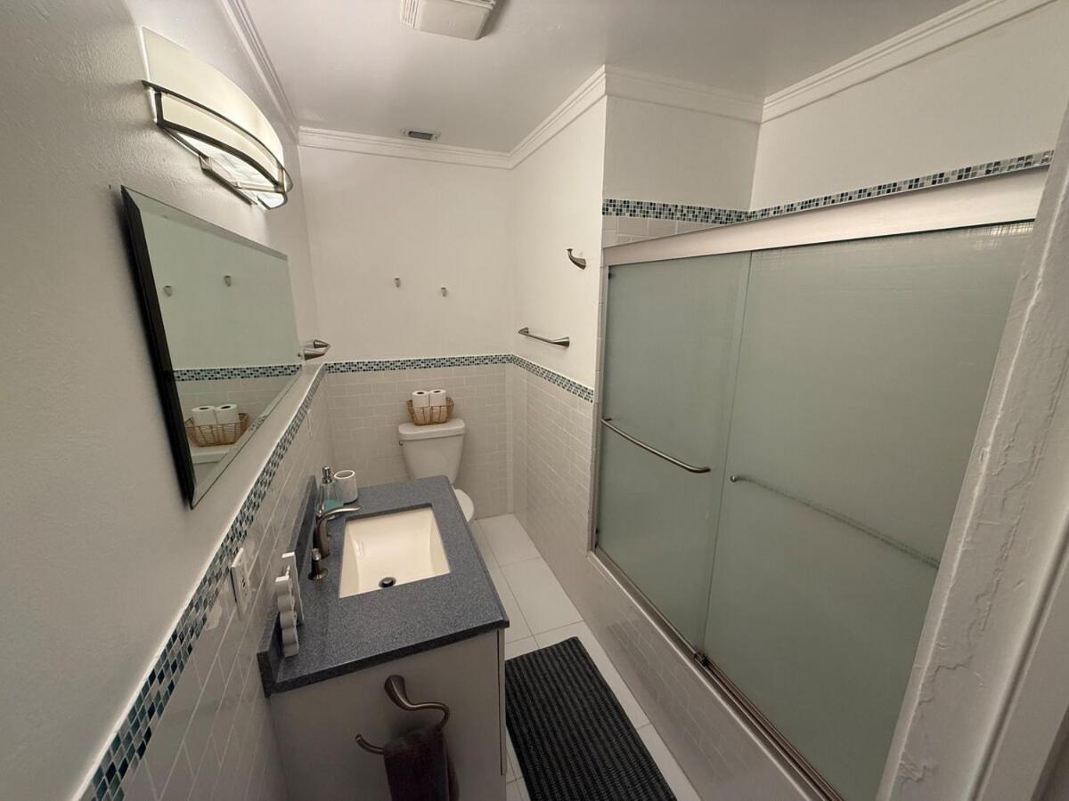 Bayhome Edgewater Pousada
